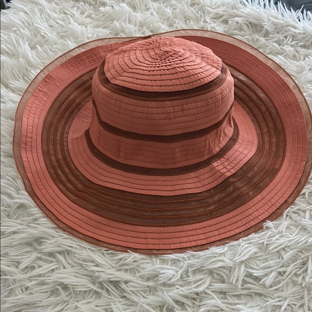 Liz Claiborne Elegant Women's Wide Brim Hat - Coral NWOT